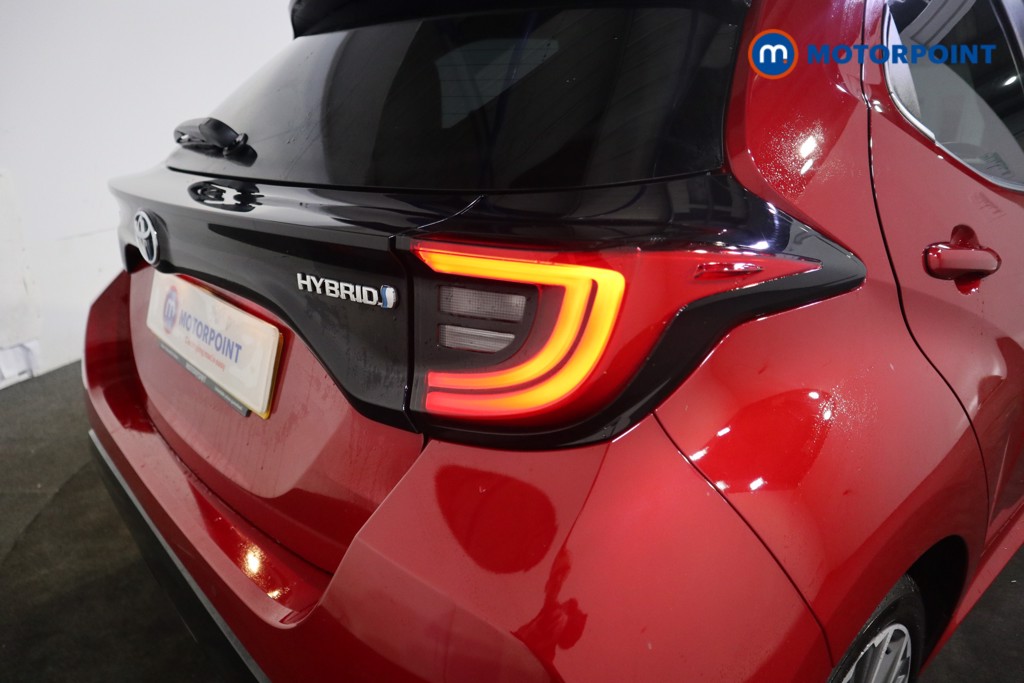 Toyota Yaris Excel Automatic Petrol-Electric Hybrid Hatchback - Stock Number (1584419) - 26th supplementary image