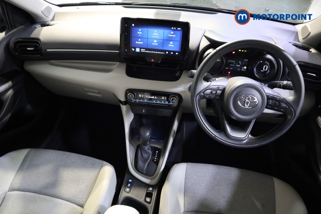 Toyota Yaris Excel Automatic Petrol-Electric Hybrid Hatchback - Stock Number (1584419) - 1st supplementary image
