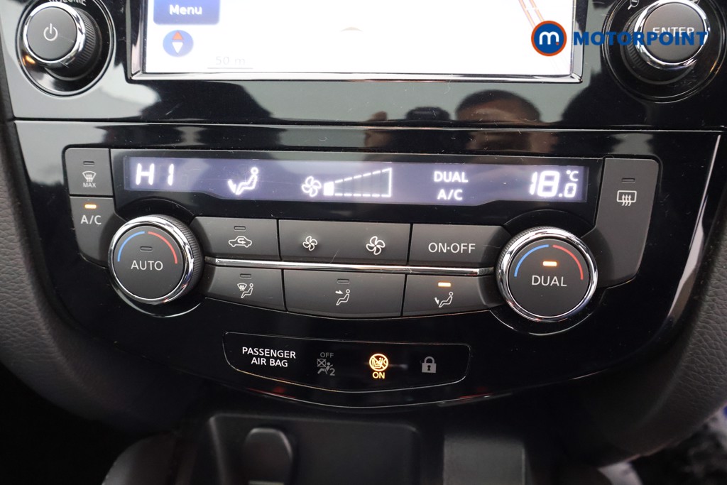 Nissan Qashqai N-Vision Manual Diesel SUV - Stock Number (1584688) - 10th supplementary image