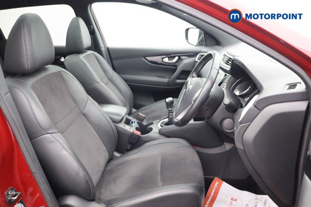 Nissan Qashqai N-Vision Manual Diesel SUV - Stock Number (1584688) - 17th supplementary image