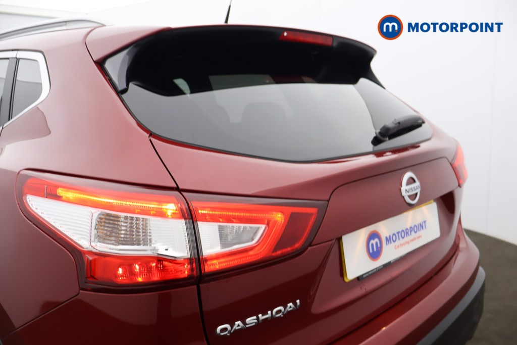 Nissan Qashqai N-Vision Manual Diesel SUV - Stock Number (1584688) - 26th supplementary image