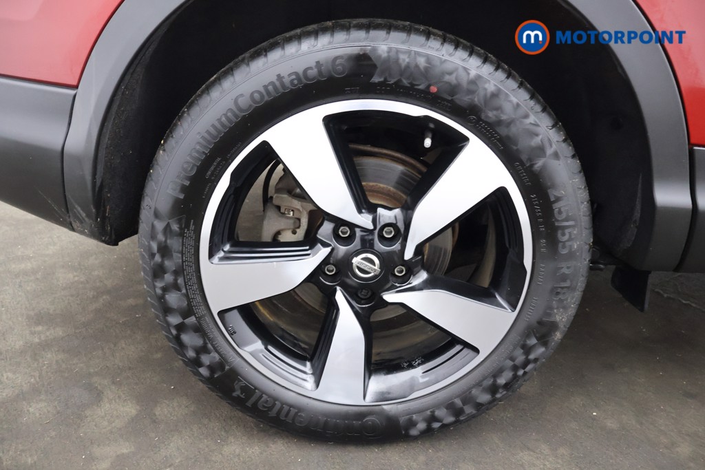 Nissan Qashqai N-Vision Manual Diesel SUV - Stock Number (1584688) - 29th supplementary image