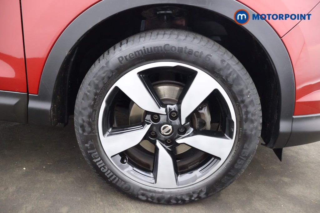 Nissan Qashqai N-Vision Manual Diesel SUV - Stock Number (1584688) - 30th supplementary image