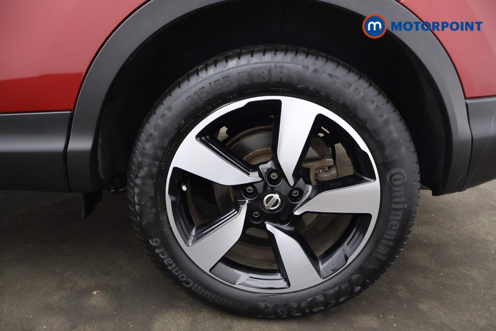 Nissan Qashqai N-Vision Manual Diesel SUV - Stock Number (1584688) - 33rd supplementary image