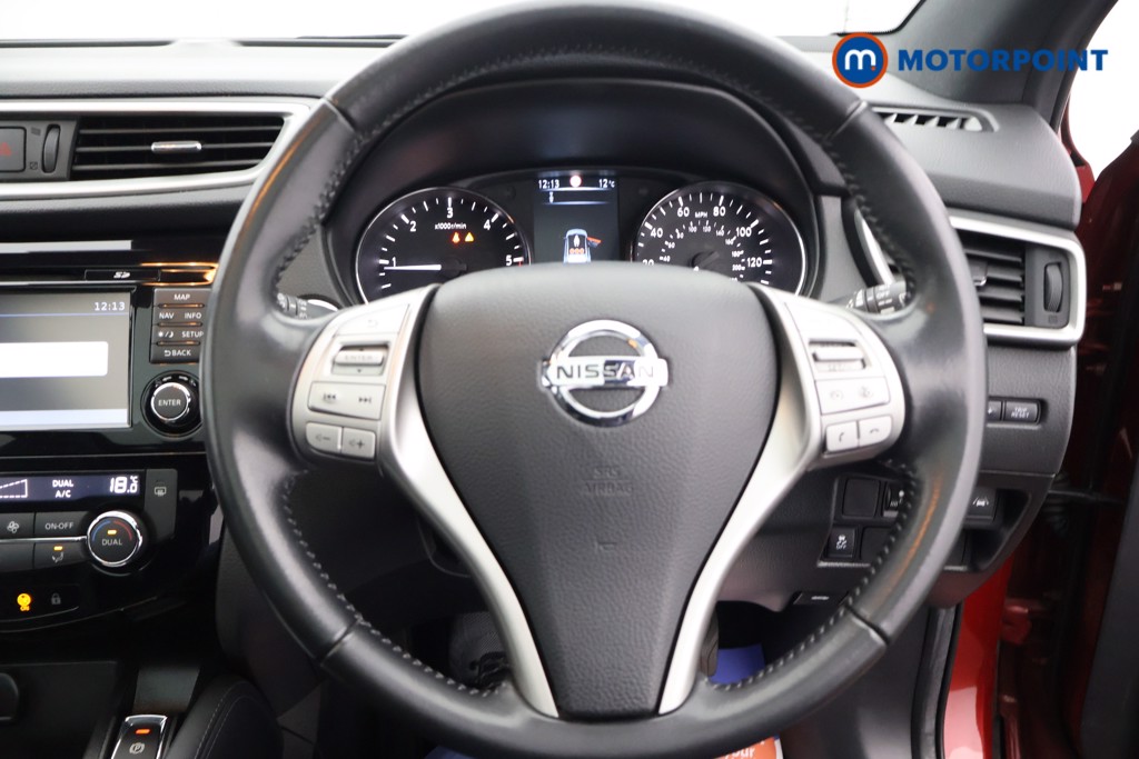 Nissan Qashqai N-Vision Manual Diesel SUV - Stock Number (1584688) - 1st supplementary image