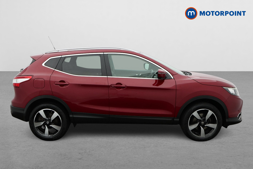 Nissan Qashqai N-Vision Manual Diesel SUV - Stock Number (1584688) - Drivers side