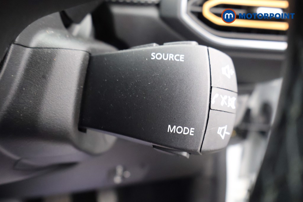 Dacia Sandero Stepway Prestige Manual Petrol Hatchback - Stock Number (1585016) - 7th supplementary image