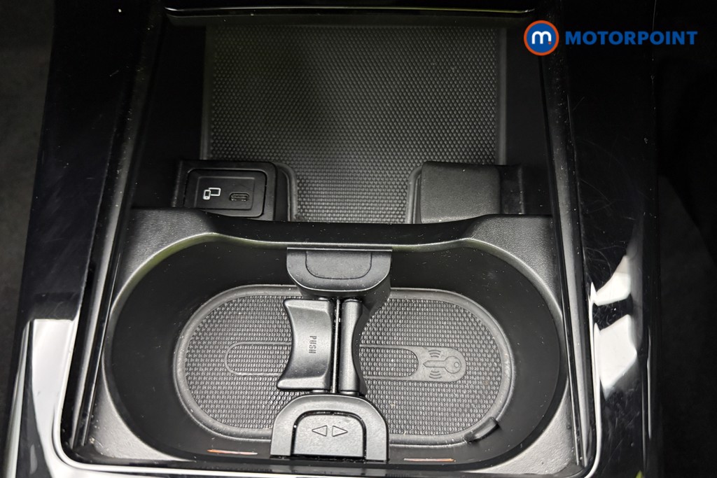 Mercedes-Benz A Class Amg Line Premium Plus Night Edition Automatic Petrol Hatchback - Stock Number (1585046) - 31st supplementary image