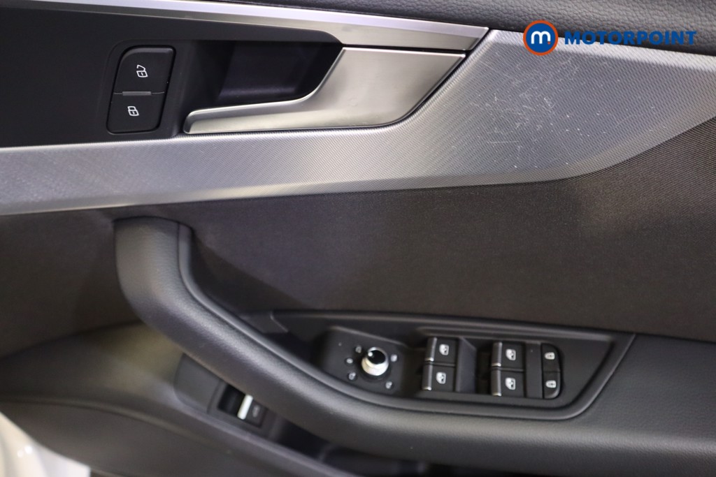 Audi A4 Technik Manual Petrol Saloon - Stock Number (1585220) - 9th supplementary image