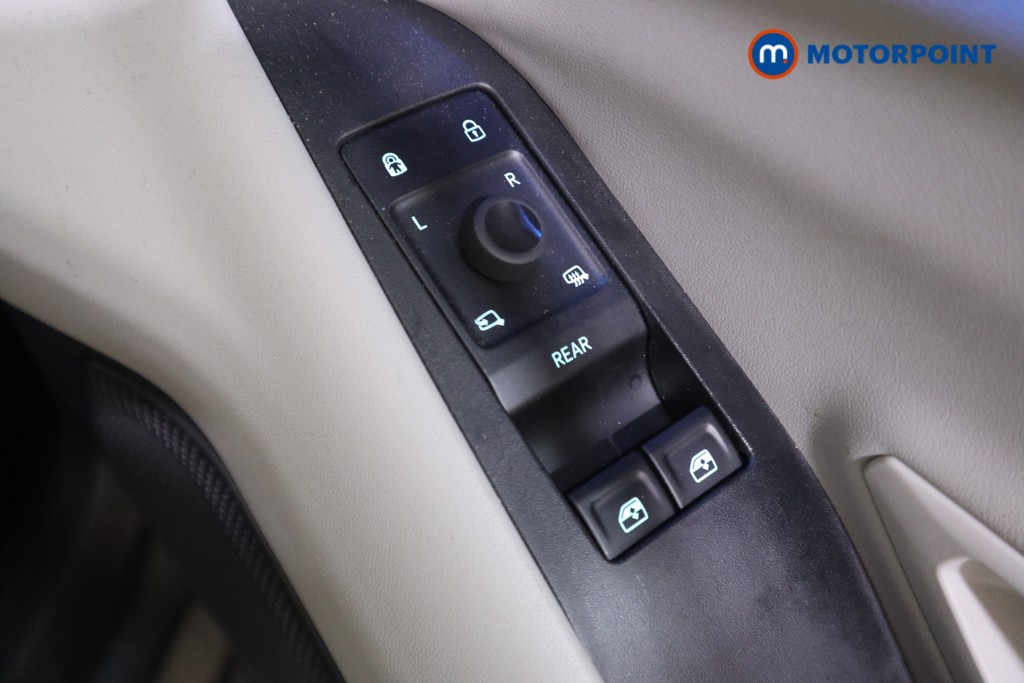 Ford Explorer Premium Automatic Electric SUV - Stock Number (1586070) - 11th supplementary image