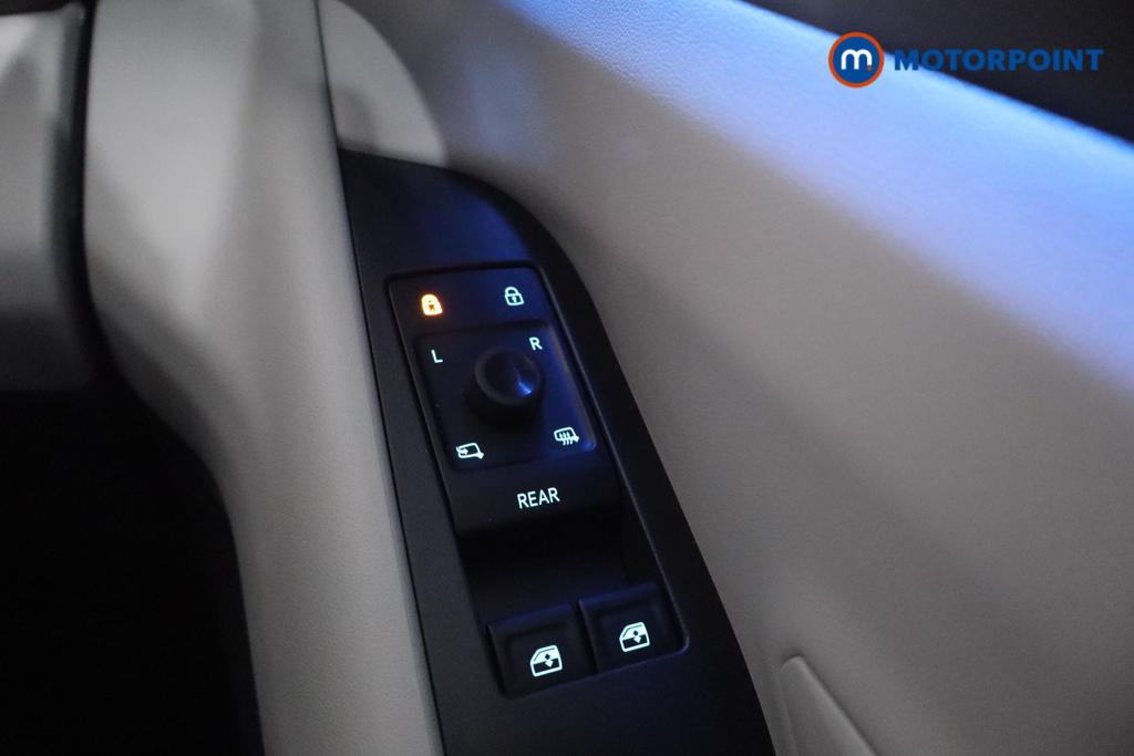 Ford Explorer Premium Automatic Electric SUV - Stock Number (1586077) - 11th supplementary image