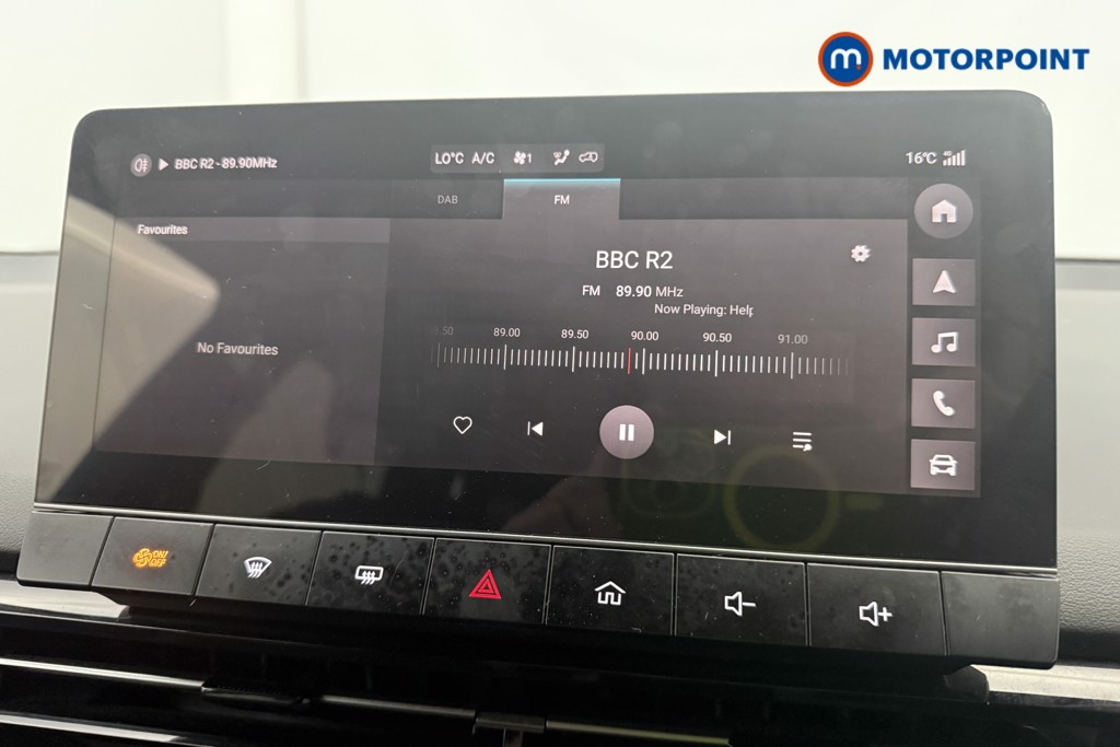 Mg Motor Uk MG4 Trophy Automatic Electric SUV - Stock Number (1586230) - 2nd supplementary image