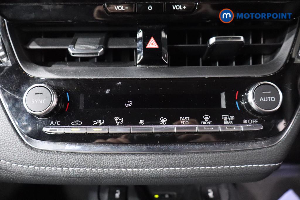 Toyota Corolla Design Automatic Petrol-Electric Hybrid Estate - Stock Number (1586404) - 3rd supplementary image