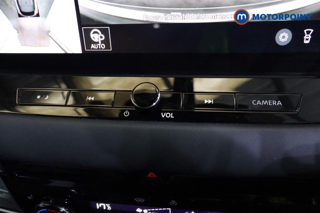 Nissan Qashqai Tekna Automatic Petrol-Electric Hybrid SUV - Stock Number (1586862) - 13th supplementary image