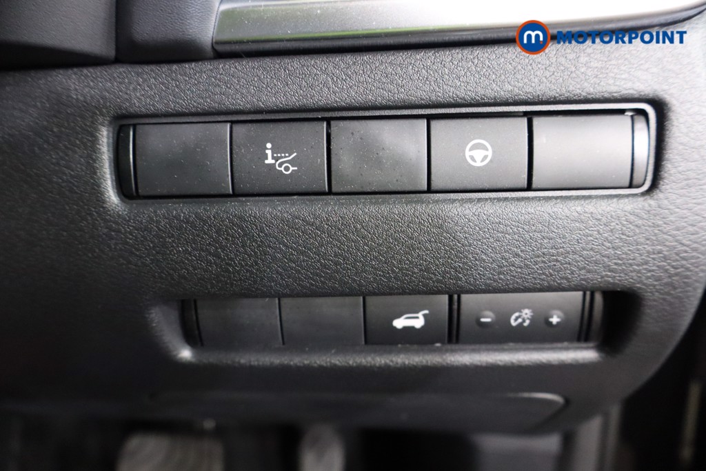 Nissan Qashqai Tekna Automatic Petrol-Electric Hybrid SUV - Stock Number (1586862) - 20th supplementary image