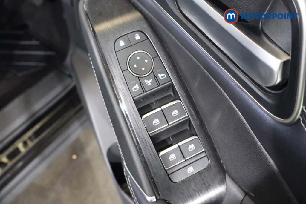 Nissan Qashqai Tekna Automatic Petrol-Electric Hybrid SUV - Stock Number (1586862) - 21st supplementary image