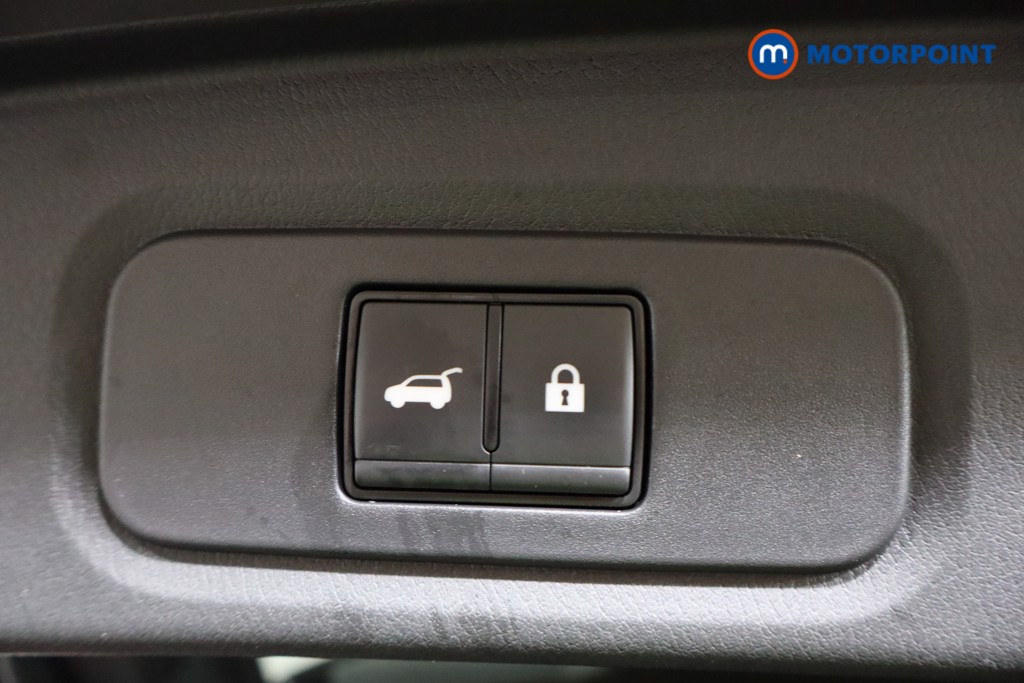 Nissan Qashqai Tekna Automatic Petrol-Electric Hybrid SUV - Stock Number (1586862) - 28th supplementary image