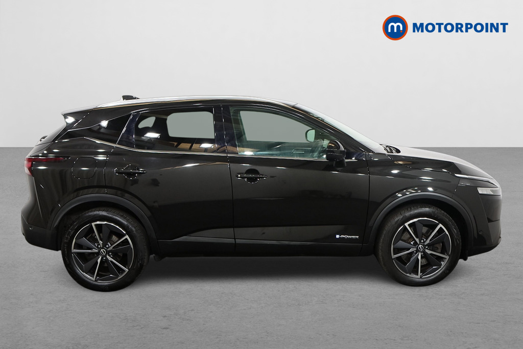 Nissan Qashqai Tekna Automatic Petrol-Electric Hybrid SUV - Stock Number (1586862) - Drivers side