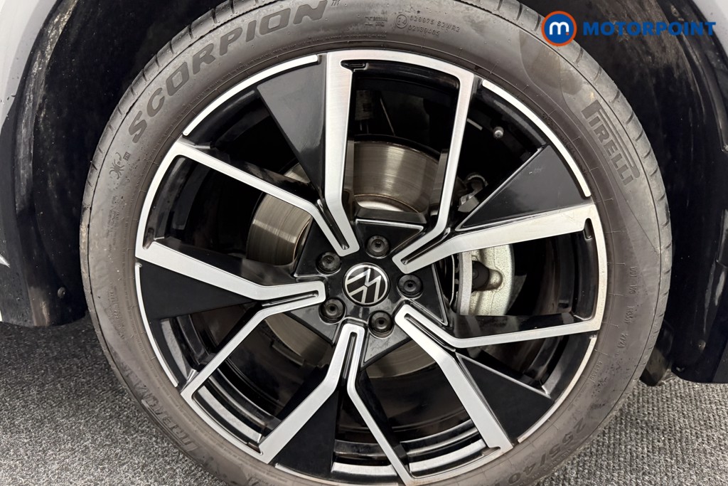 Volkswagen Tiguan R-Line Automatic Diesel SUV - Stock Number (1586921) - 30th supplementary image
