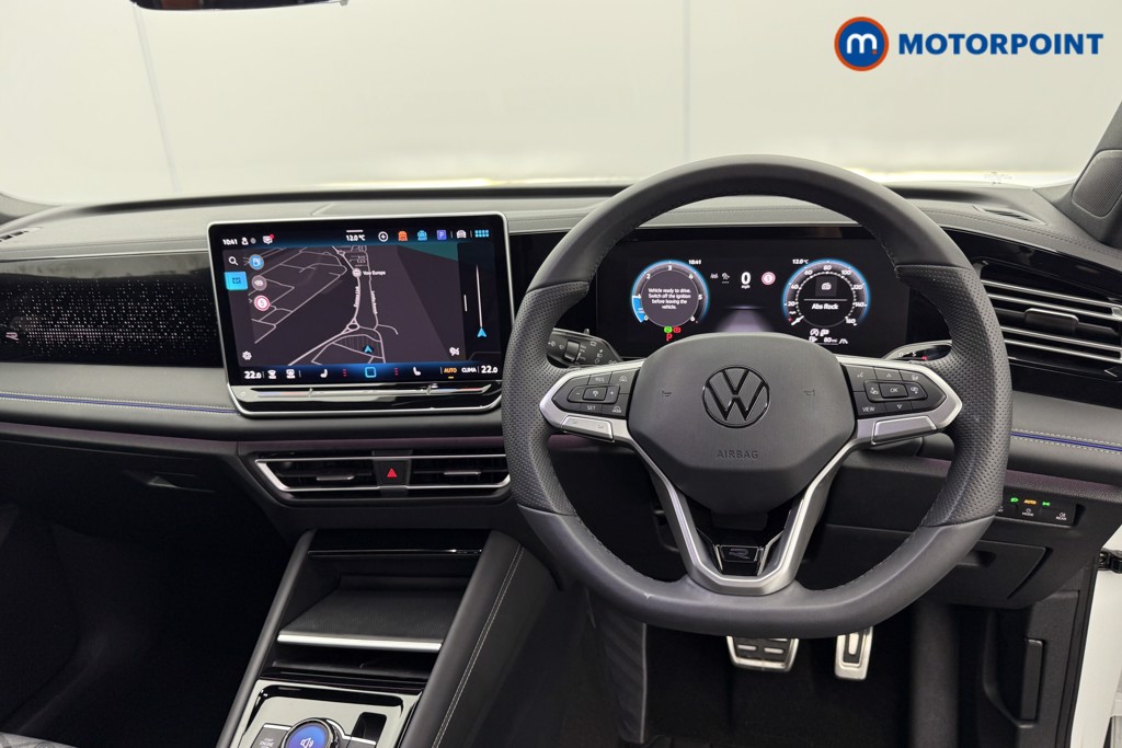 Volkswagen Tiguan R-Line Automatic Diesel SUV - Stock Number (1586921) - 1st supplementary image