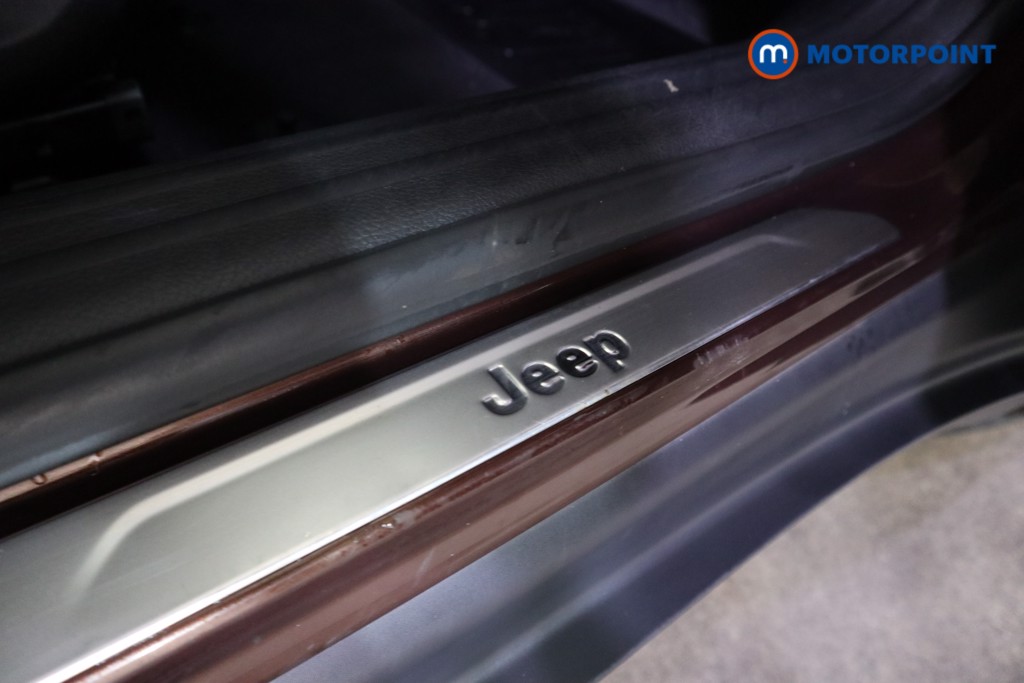 Jeep Compass Limited Manual Diesel SUV - Stock Number (1586957) - 16th supplementary image