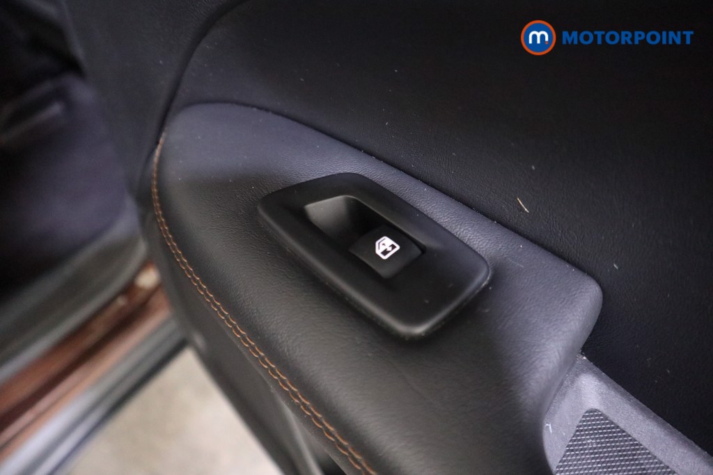 Jeep Compass Limited Manual Diesel SUV - Stock Number (1586957) - 23rd supplementary image