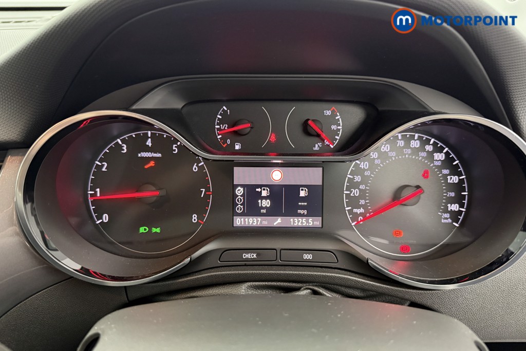 Vauxhall Crossland Elite Edition Manual Diesel SUV - Stock Number (1586969) - 4th supplementary image