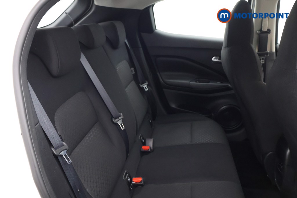 Nissan Juke Acenta Premium Manual Petrol SUV - Stock Number (1587041) - 15th supplementary image