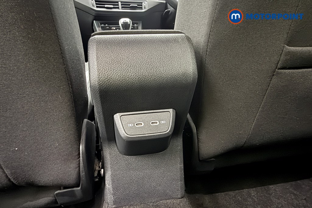 Volkswagen Polo R-Line Manual Petrol Hatchback - Stock Number (1587056) - 14th supplementary image