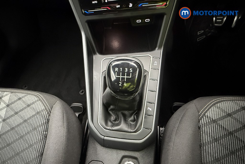 Volkswagen Polo R-Line Manual Petrol Hatchback - Stock Number (1587056) - 30th supplementary image
