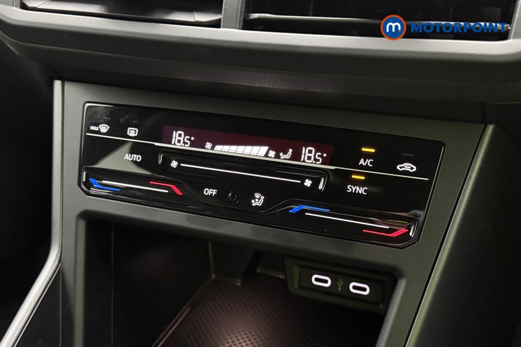 Volkswagen Polo R-Line Manual Petrol Hatchback - Stock Number (1587056) - 32nd supplementary image