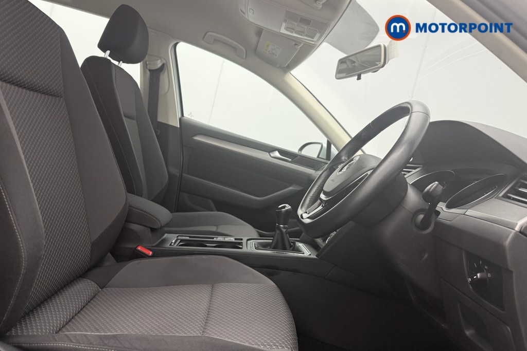 Volkswagen Passat S Manual Diesel Estate - Stock Number (1587183) - 6th supplementary image