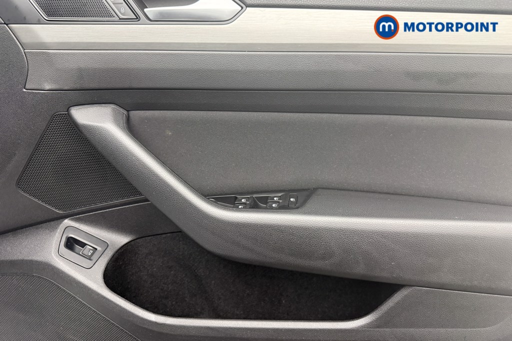Volkswagen Passat S Manual Diesel Estate - Stock Number (1587183) - 16th supplementary image