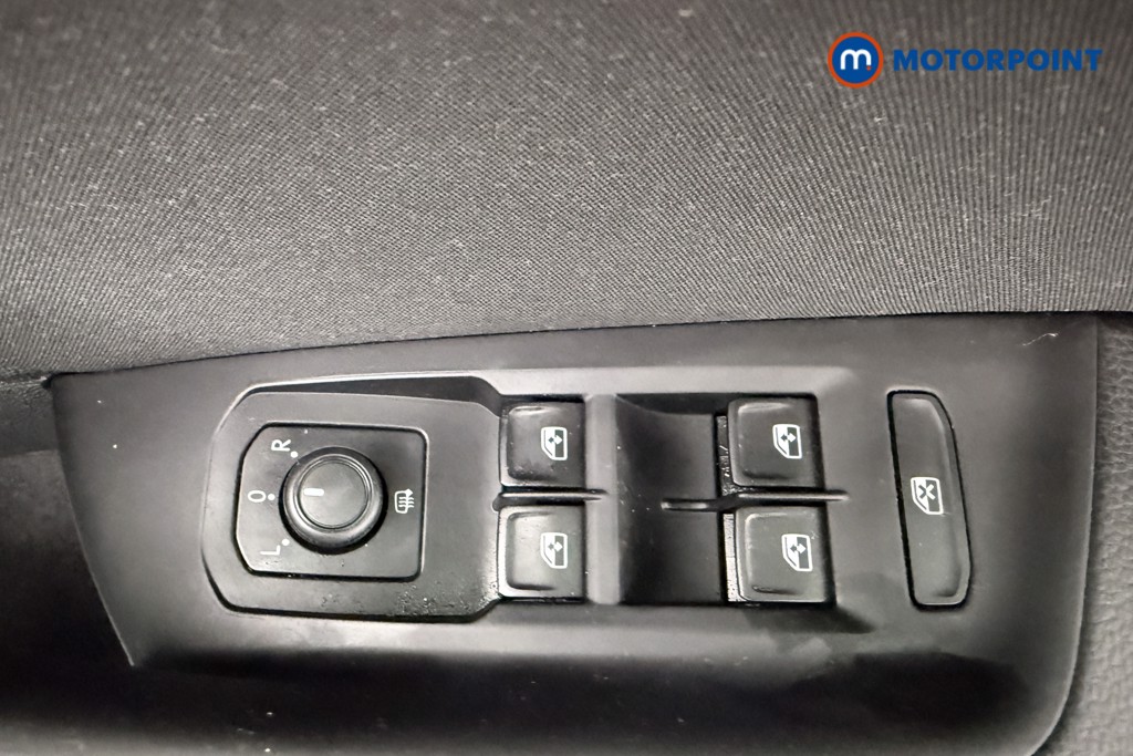 Volkswagen Passat S Manual Diesel Estate - Stock Number (1587183) - 17th supplementary image