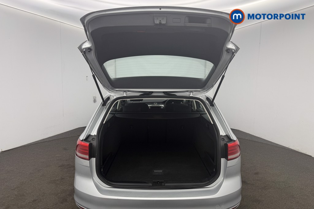 Volkswagen Passat S Manual Diesel Estate - Stock Number (1587183) - 20th supplementary image