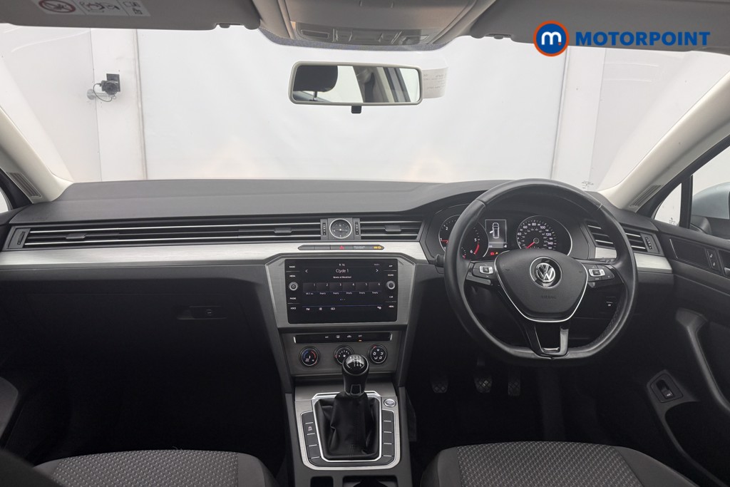 Volkswagen Passat S Manual Diesel Estate - Stock Number (1587183) - 1st supplementary image