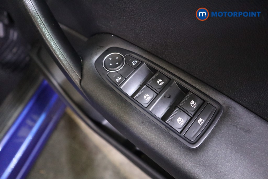 Renault Captur Iconic Automatic Petrol-Electric Hybrid SUV - Stock Number (1587374) - 13th supplementary image