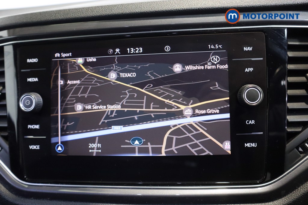 Volkswagen T-Roc R-Line Automatic Petrol SUV - Stock Number (1587596) - 2nd supplementary image
