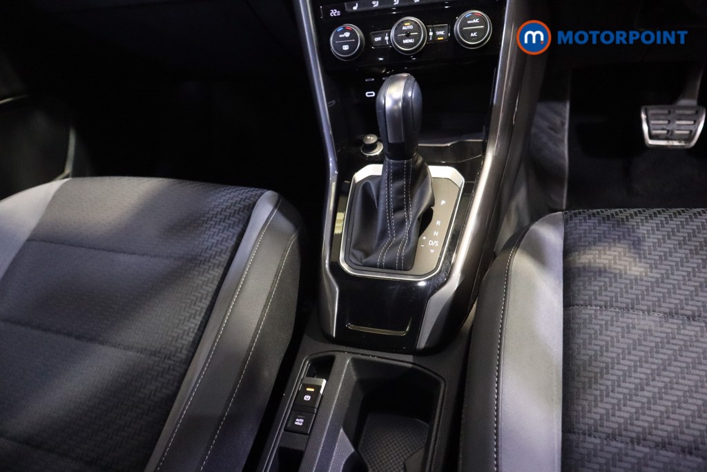 Volkswagen T-Roc R-Line Automatic Petrol SUV - Stock Number (1587596) - 6th supplementary image