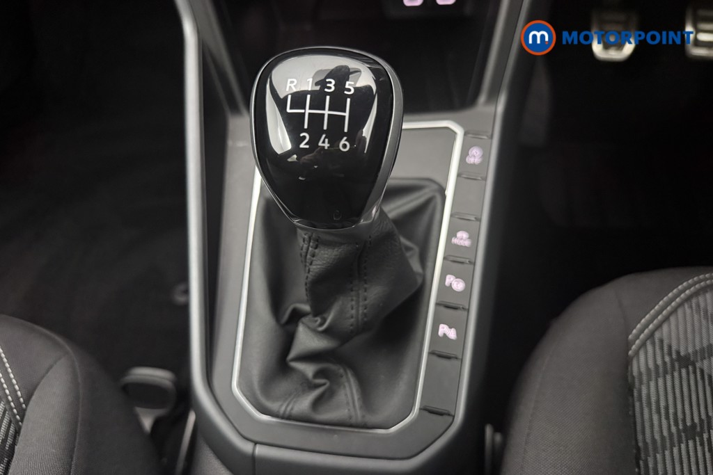 Volkswagen Taigo R-Line Manual Petrol SUV - Stock Number (1587802) - 7th supplementary image