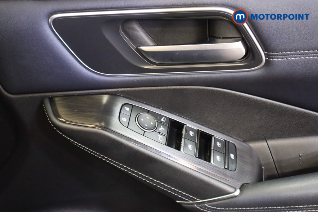 Nissan Qashqai Tekna Manual Petrol SUV - Stock Number (1587907) - 10th supplementary image