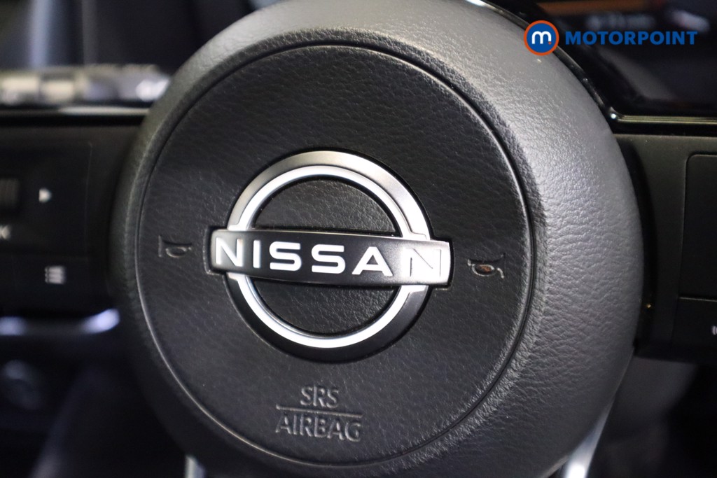 Nissan Qashqai Tekna Manual Petrol SUV - Stock Number (1587907) - 14th supplementary image