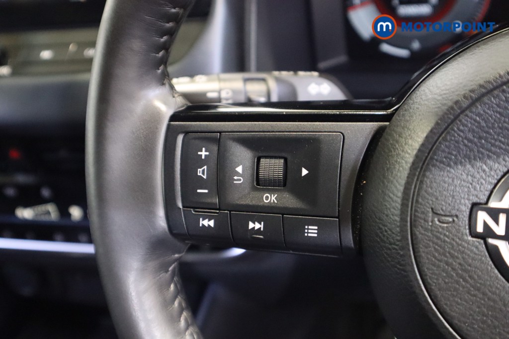 Nissan Qashqai Tekna Manual Petrol SUV - Stock Number (1587907) - 15th supplementary image