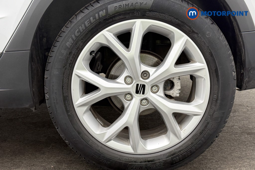 Seat Arona FR Manual Petrol SUV - Stock Number (1587918) - 2nd supplementary image