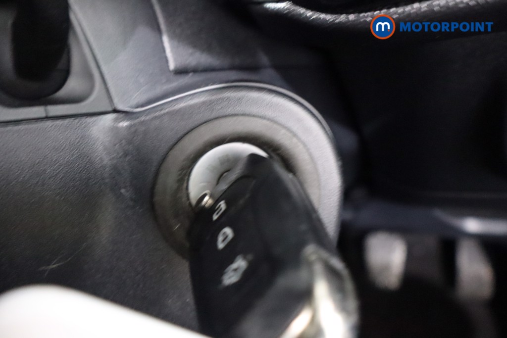 Ford Fiesta Trend Manual Petrol Hatchback - Stock Number (1588044) - 13th supplementary image