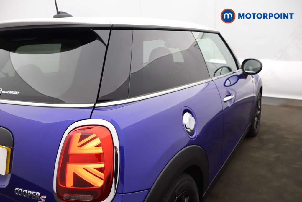 Mini Hatchback Cooper S Classic Manual Petrol Hatchback - Stock Number (1588057) - 20th supplementary image