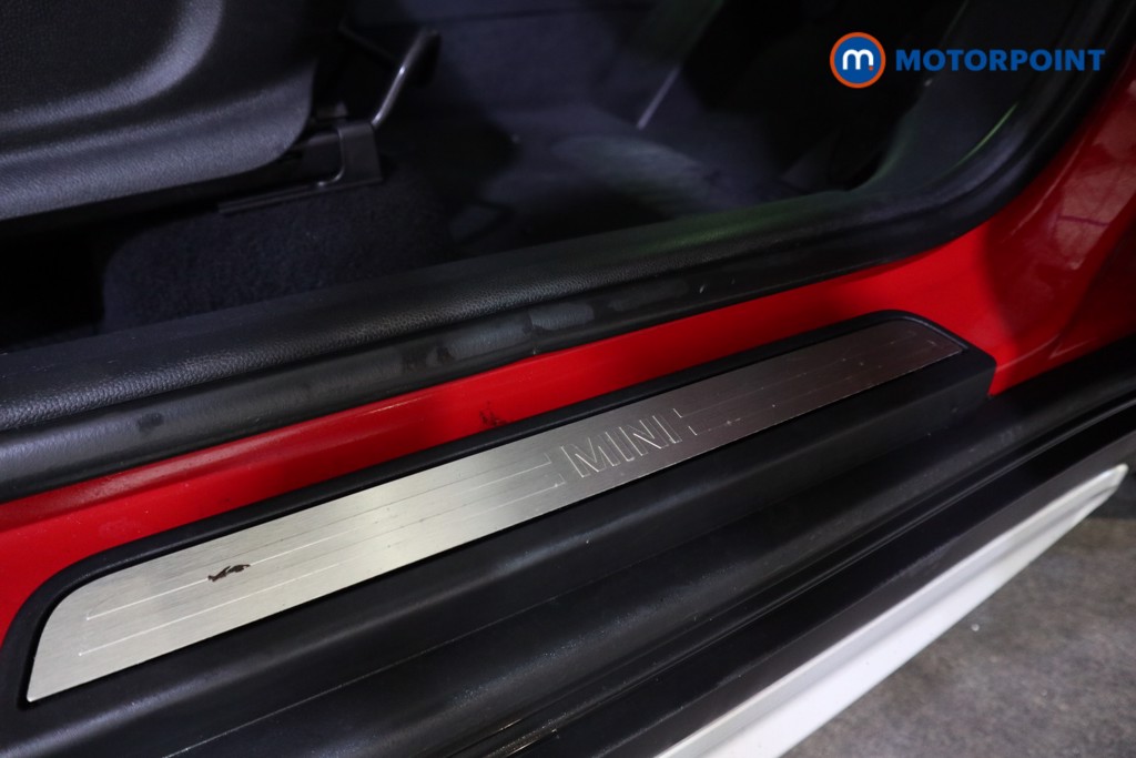 Mini Countryman Cooper Classic Manual Petrol SUV - Stock Number (1588209) - 13th supplementary image