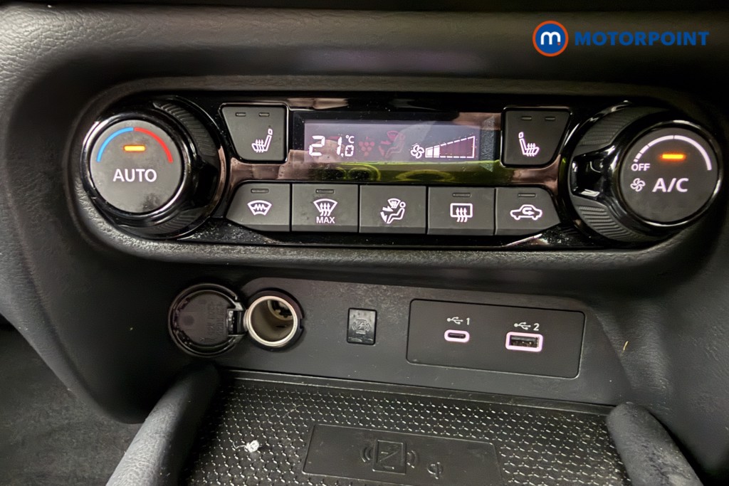 Nissan Juke Tekna Automatic Petrol SUV - Stock Number (1588219) - 16th supplementary image