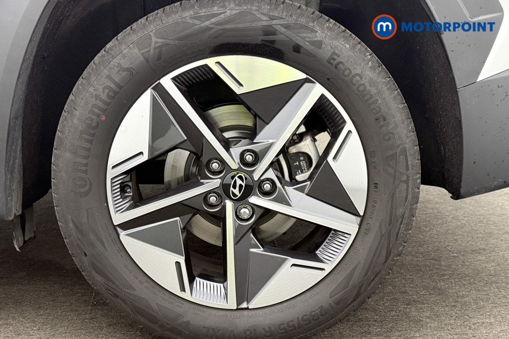 Hyundai Tucson Premium Manual Petrol SUV - Stock Number (1588221) - 2nd supplementary image