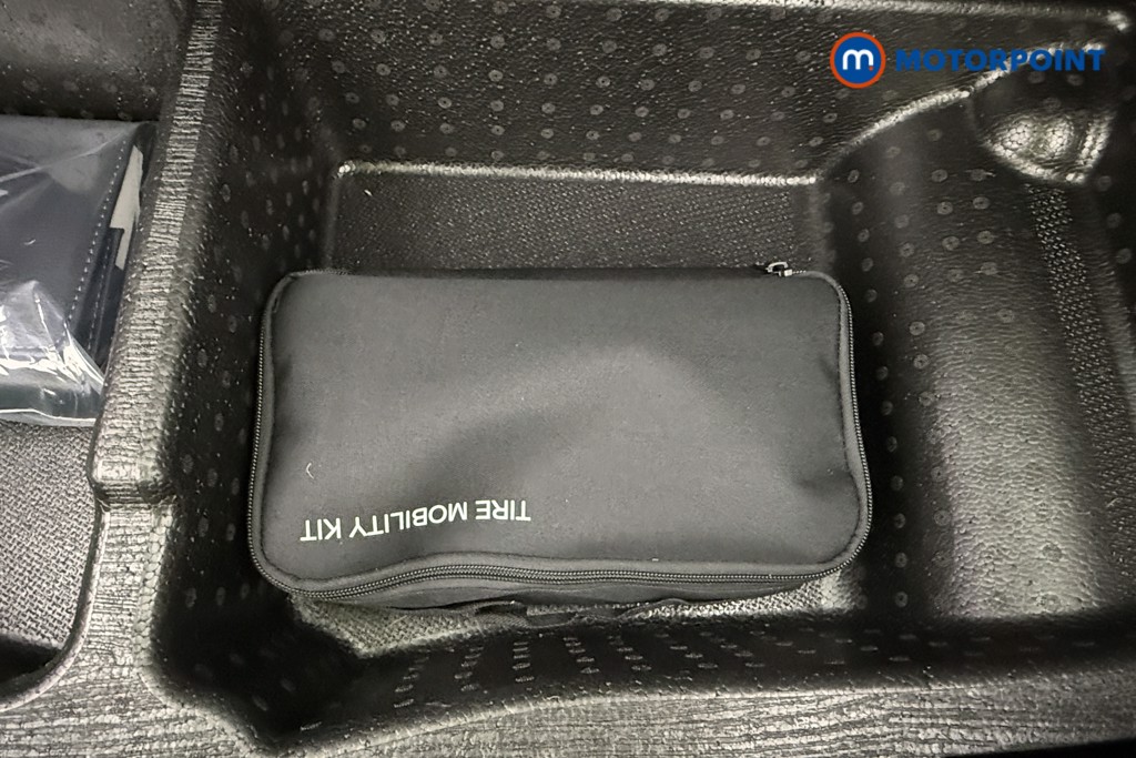 Hyundai Tucson Premium Manual Petrol SUV - Stock Number (1588221) - 20th supplementary image
